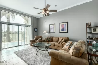 Photo #5: 6369013 Listing 