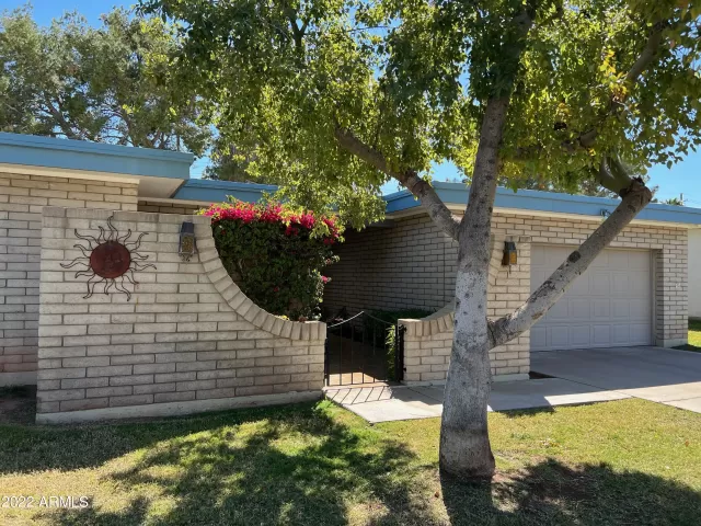 MLS: 6369115 Condo For Sale