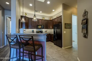 Photo #3: 6369140 Listing