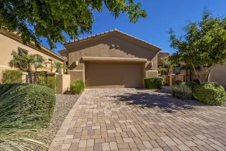 Photo #6: 6369140 Listing