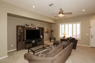 Photo #2: 6369441 Listing