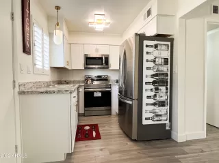 Photo #3: 6369464 Listing