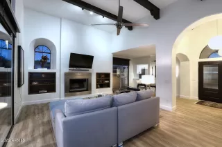 Photo #4: 6369577 Listing 