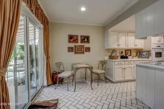 Photo #6: 6369617 Listing