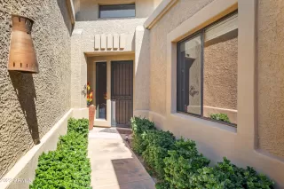 Photo #6: 6369755 Listing