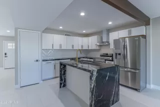 Photo #2: 6369794 Listing 