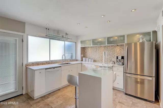 MLS: 6369799 Condo For Sale