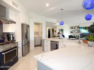 Photo #1: 6369929 Listing