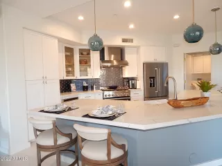 Photo #2: 6369929 Listing