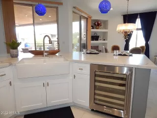 Photo #4: 6369929 Listing