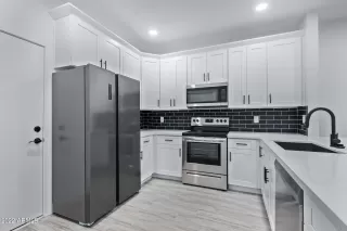 Photo #1: 6370018 Listing