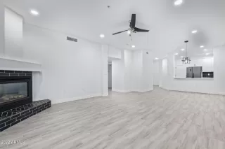 Photo #4: 6370018 Listing