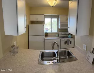 Photo #6: 6370076 Listing 