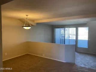 Photo #5: 6370290 Listing