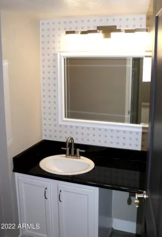 Photo #4: 6370367 Listing