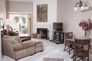 Photo #2: 6370465 Listing