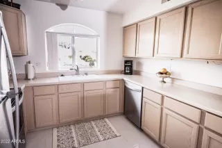 Photo #5: 6370465 Listing