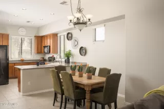 Photo #4: 6370497 Listing