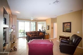 Photo #4: 6370521 Listing