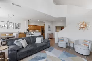 Photo #3: 6370669 Listing