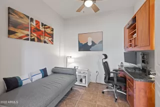 Photo #6: 6370669 Listing