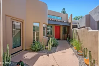 Photo #2: 6370685 Listing 