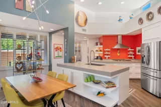 Photo #5: 6370685 Listing 