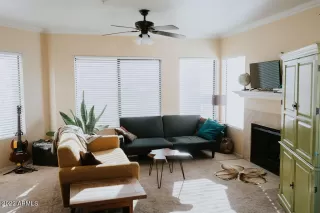 Photo #5: 6370742 Listing