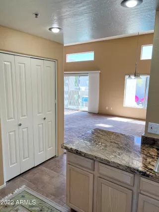 Photo #6: 6370804 Listing 