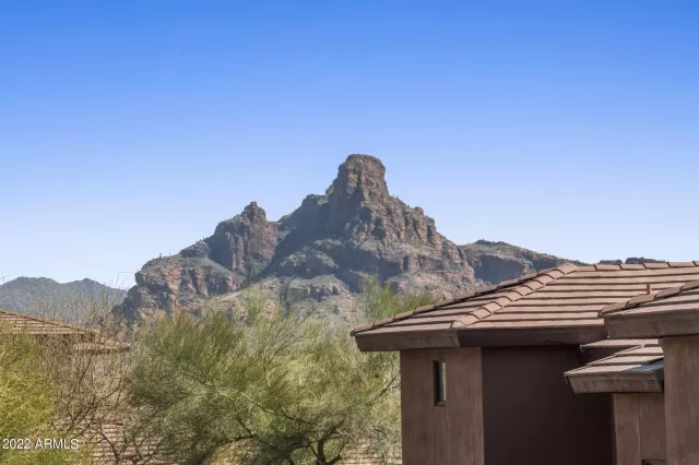 MLS: 6370900 Condo For Sale