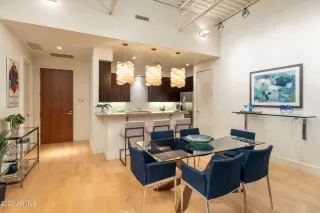 Photo #2: 6371015 Listing