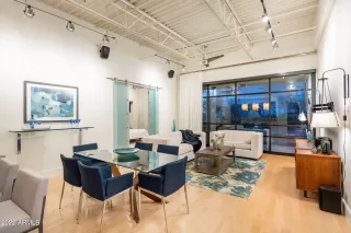 Photo #3: 6371015 Listing