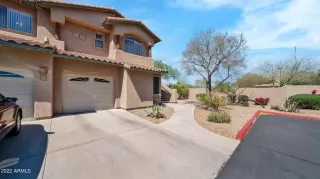 Photo #3: 6371029 Listing