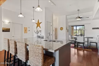 Photo #6: 6371289 Listing