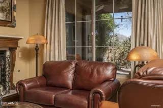Photo #5: 6371389 Listing 