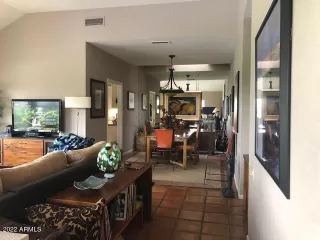 Photo #5: 6371411 Listing