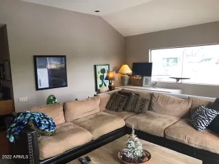 Photo #6: 6371411 Listing