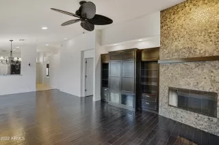 Photo #5: 6371427 Listing