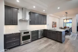 Photo #3: 6371796 Listing 