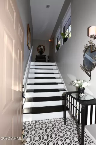 Photo #3: 6371901 Listing 