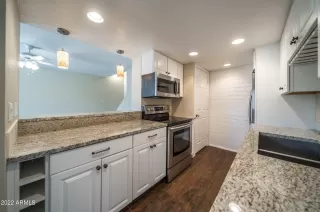 Photo #2: 6372055 Listing 