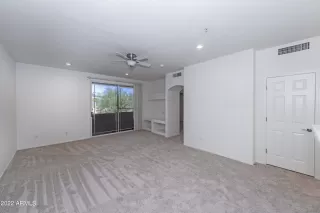 Photo #6: 6372448 Listing