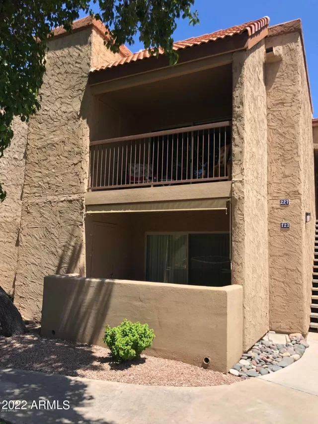MLS: 6372507 Condo For Sale