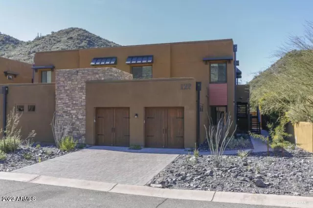 MLS: 6372514 Condo For Sale