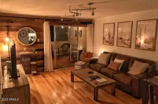 Photo #2: 6372736 Listing