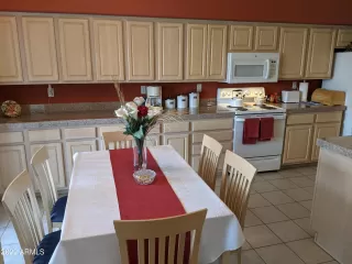 Photo #5: 6372901 Listing