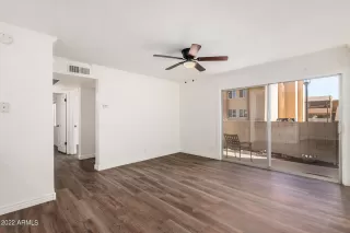 Photo #3: 6372976 Listing