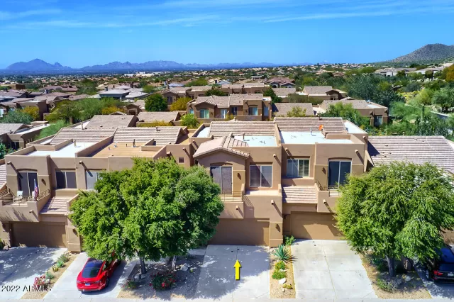 MLS: 6373102 Condo For Sale