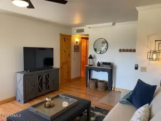 Photo #2: 6373164 Listing