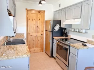 Photo #4: 6373164 Listing